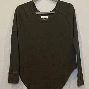 Aritzia long sleeve top